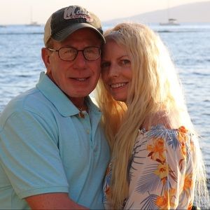 Meet your Posher, Holly